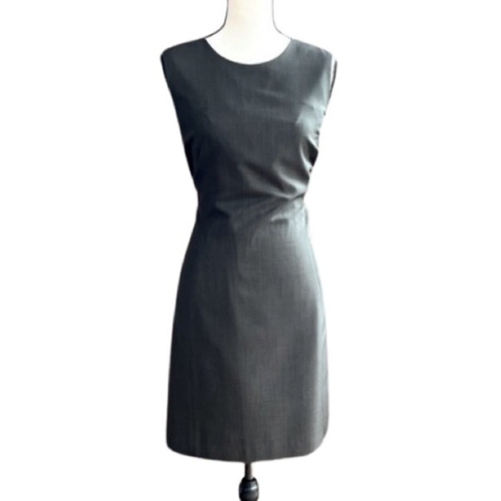 PRET A PORTER‎ Sleeveless Sheath Dress